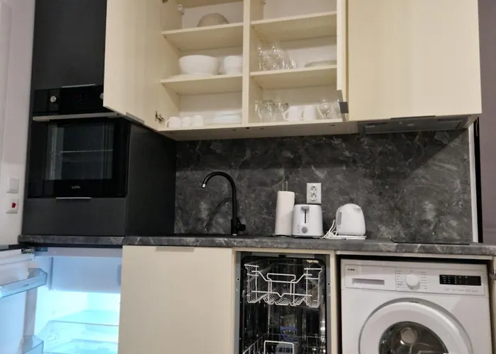 Polarstar 205a Am Apartment *